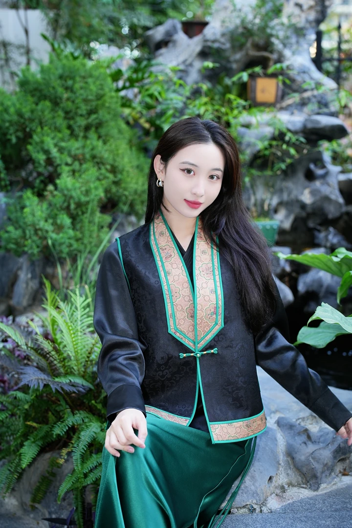 蓝大【梓墨然】桑蚕丝新中式马甲7246