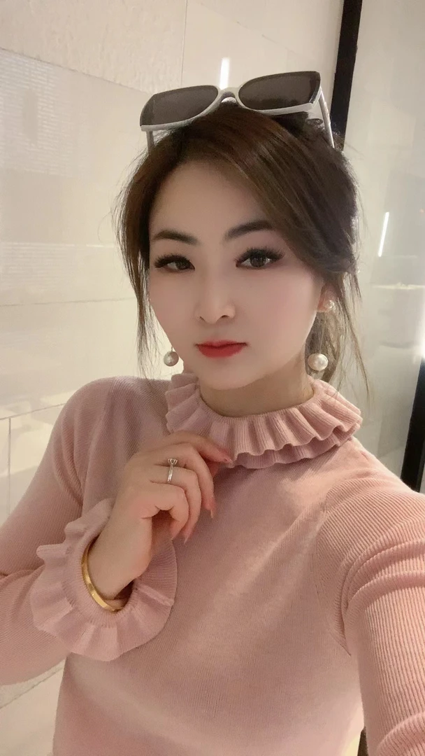 左右 时尚不褪色针织纯欲风长袖女毛针织衫毛衣半高领秋冬毛衫