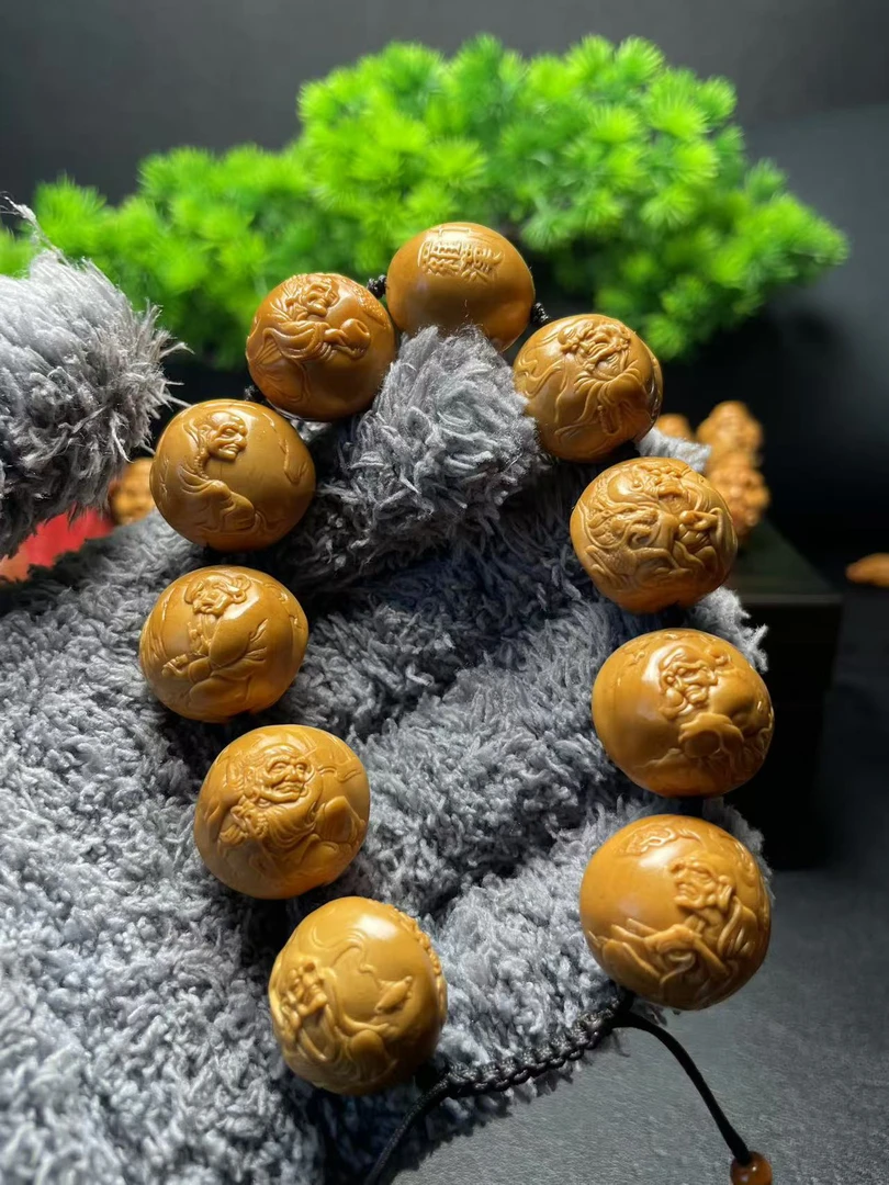 橄榄核雕刻2.2博弈十八罗汉