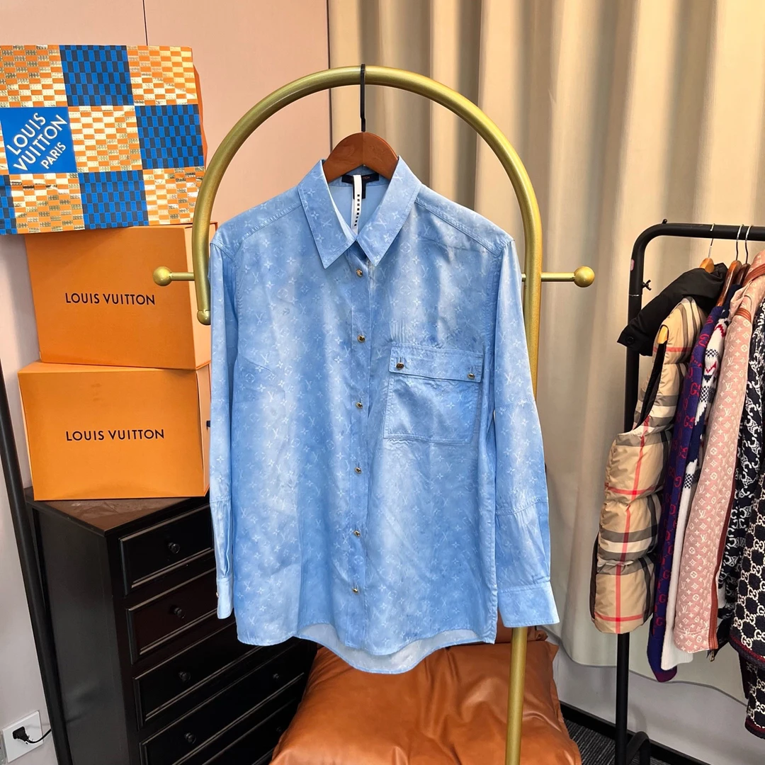 99新 LouisVuitton/路易威登 玄色 蓝色渲染满印衬衫 40码/99新