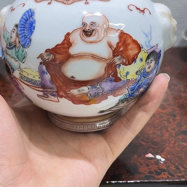 岁***。瓷片精美的陶瓷摆件……