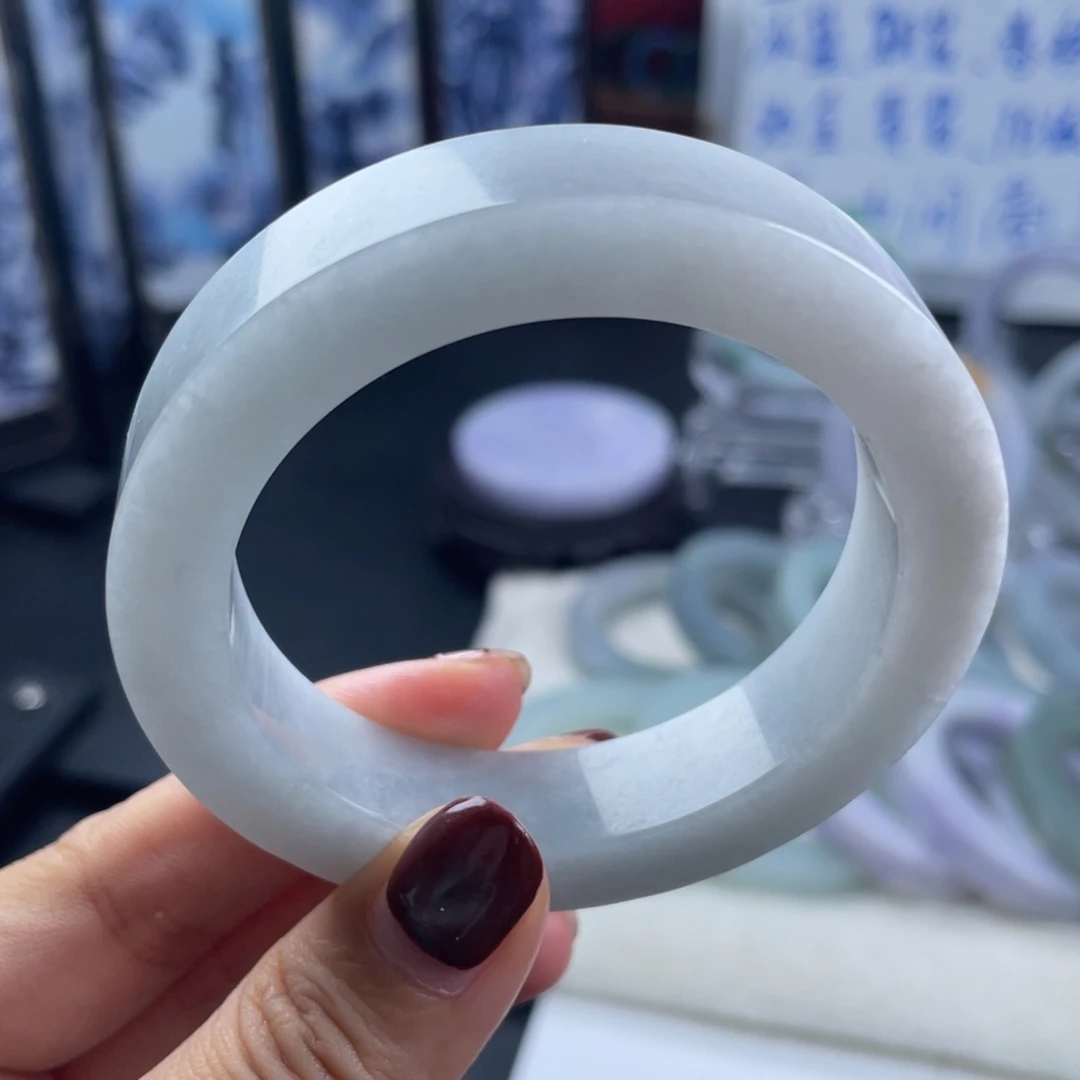 定制翡翠未镶嵌正圈微瑕漏