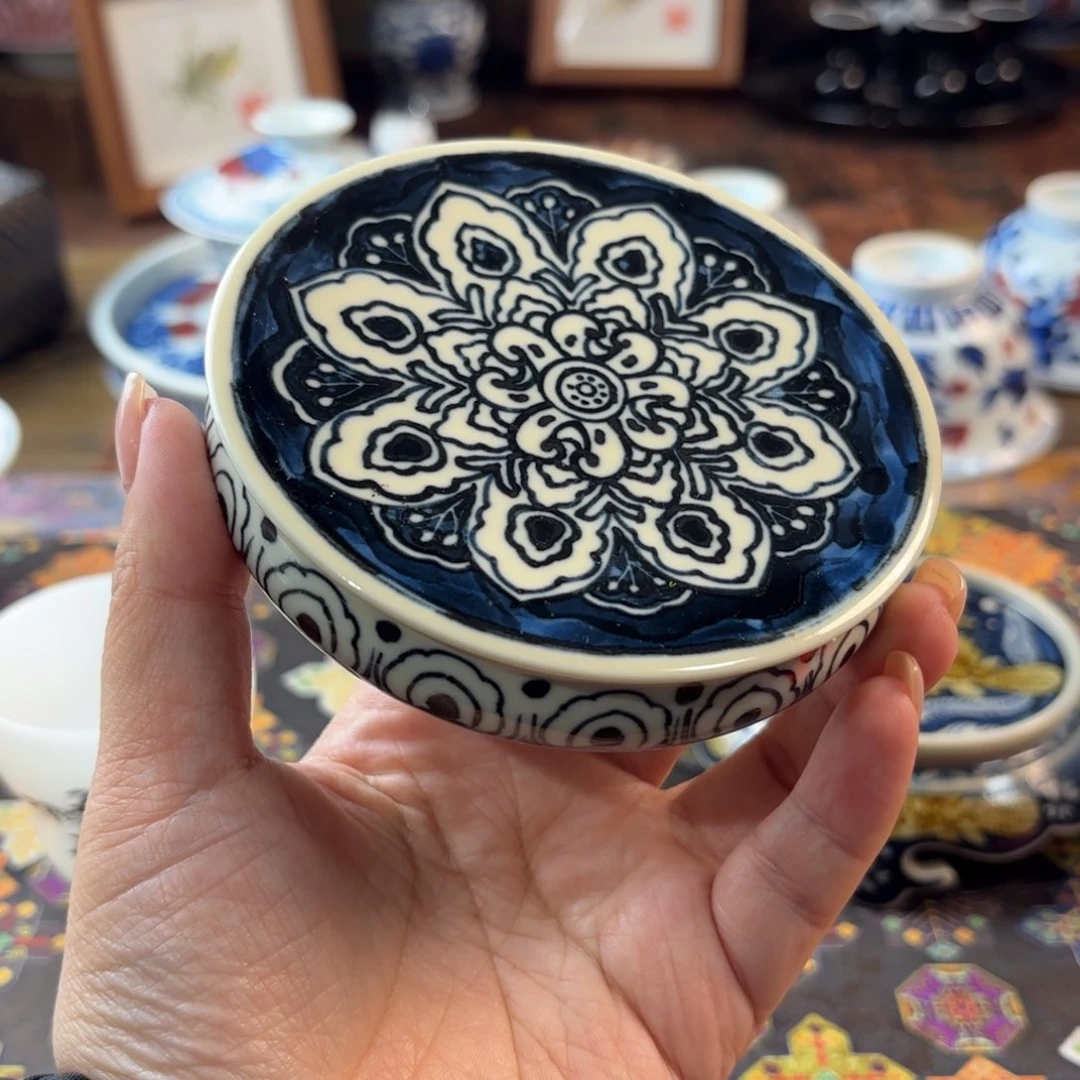 瓷青花手绘二号釉盖置