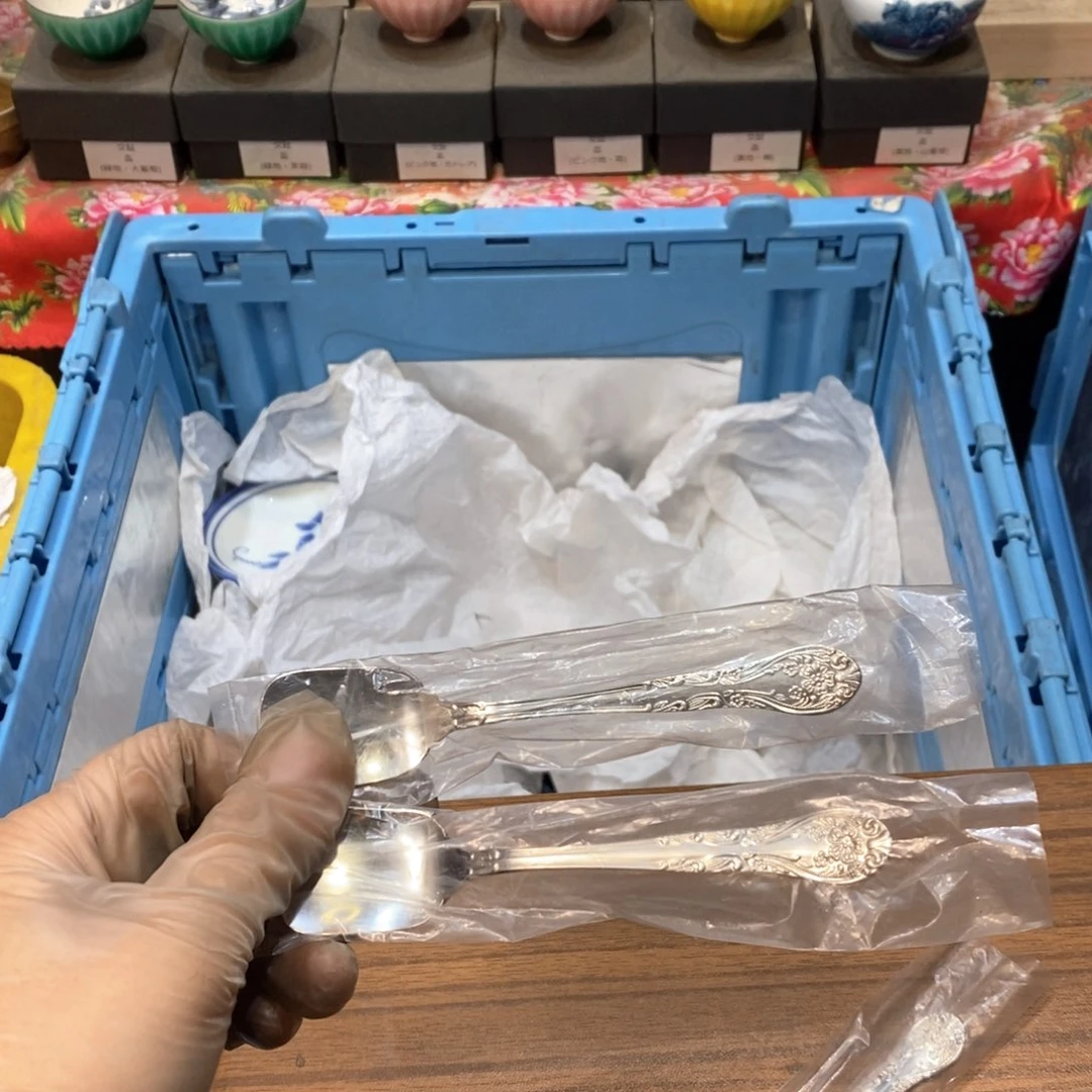 瓷片?**月几乎哈哈哈哈哈哈