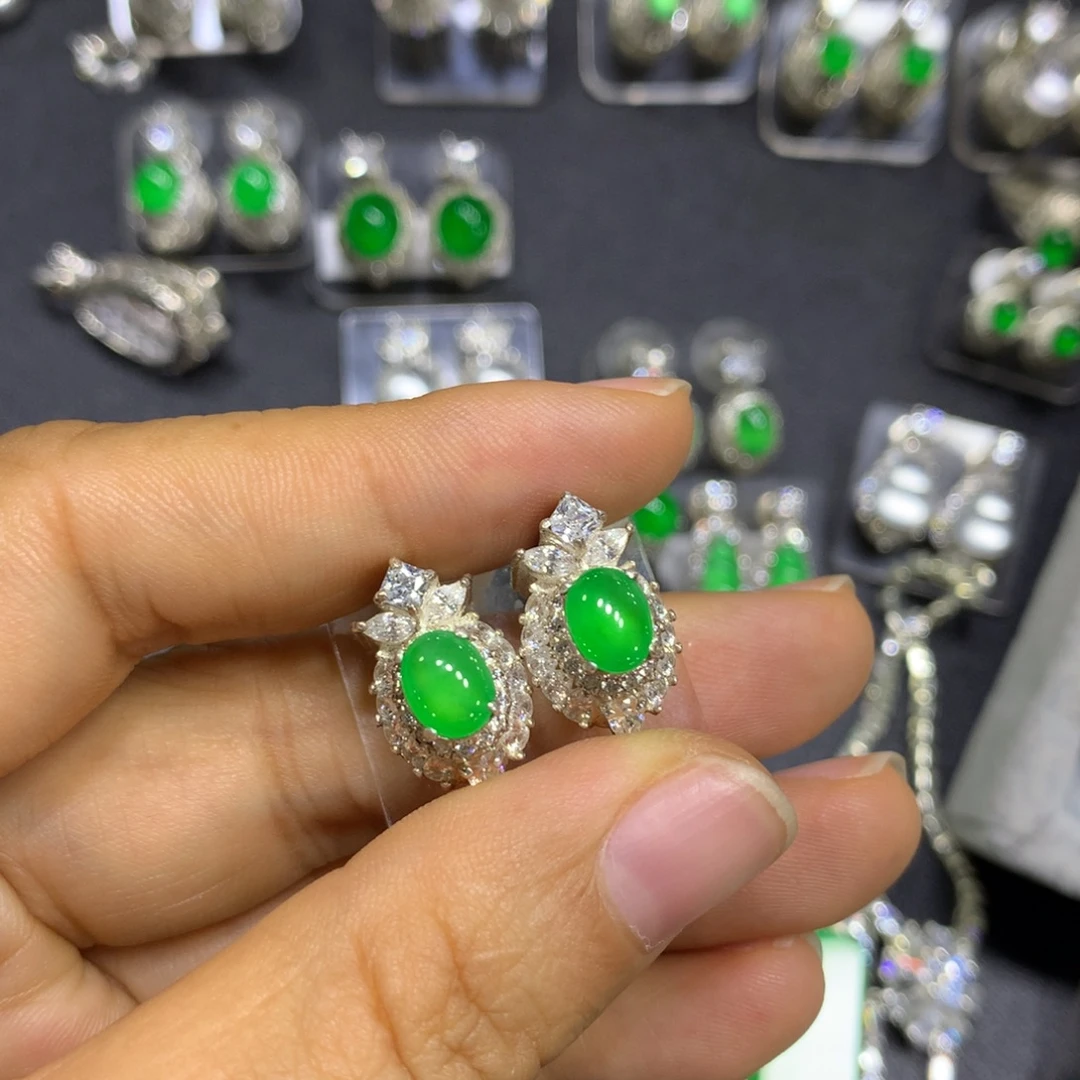 阳***好翡翠未镶嵌戒指买断不退