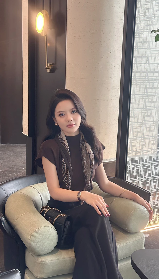 【大富私服】‘刚需必入！’慵懒老钱风针织上衣 超显白