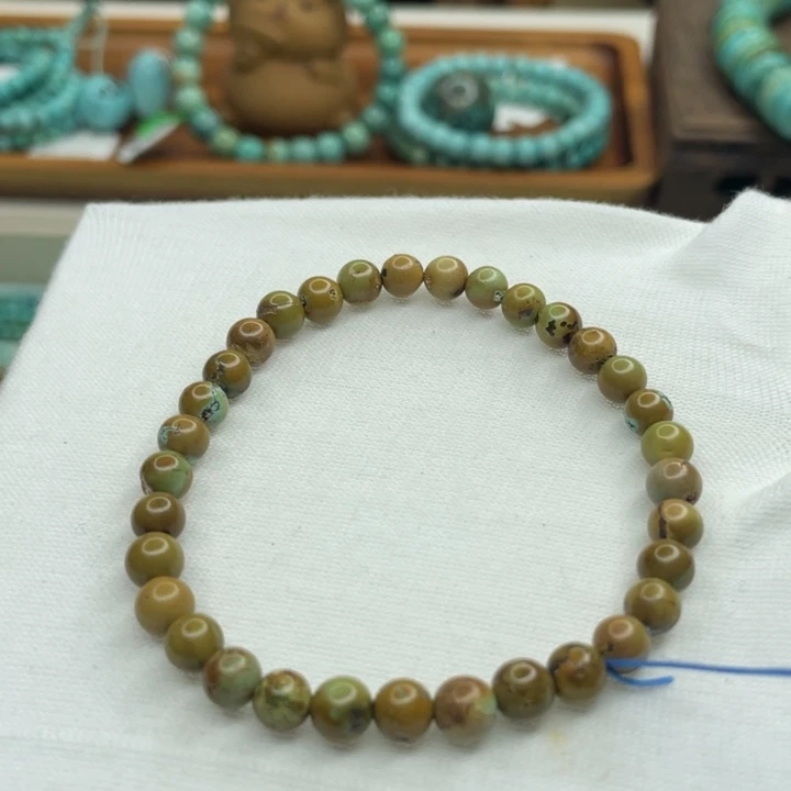 绿松石未镶嵌珠宝