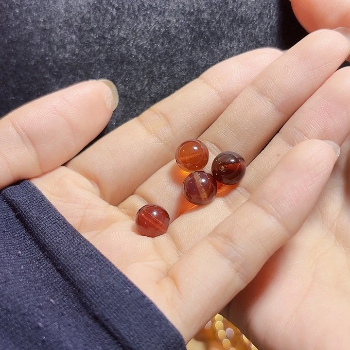 渔***读蓝珀未镶嵌珠宝奇石墨西哥红蓝珠子4颗8m