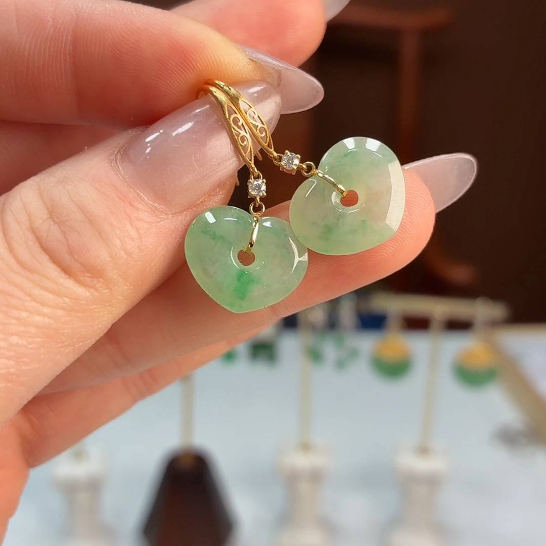 翡翠18K金镶嵌耳饰耳饰