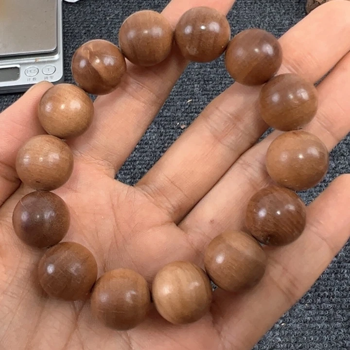 木檀香1.5瑕疵…………………………