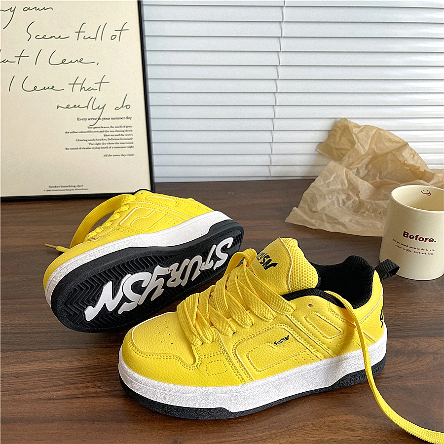 易少年 港风小白鞋女学生运动鞋ins潮2025秋冬季新款运动休闲板鞋