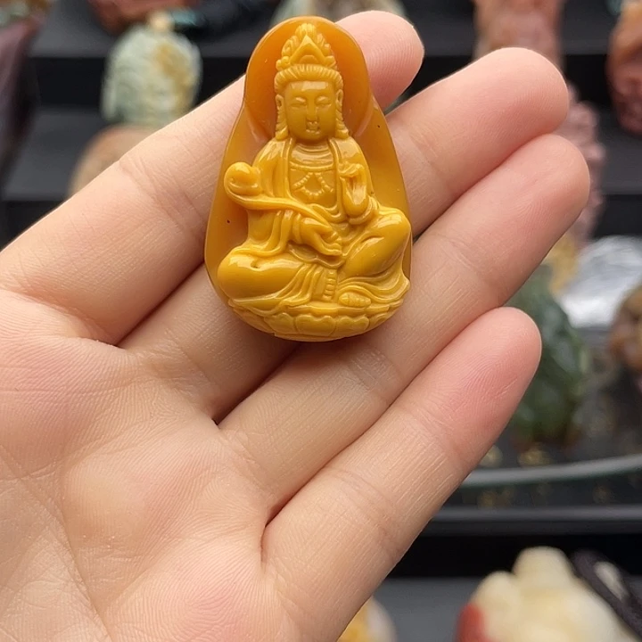 石英质玉未镶嵌吊坠