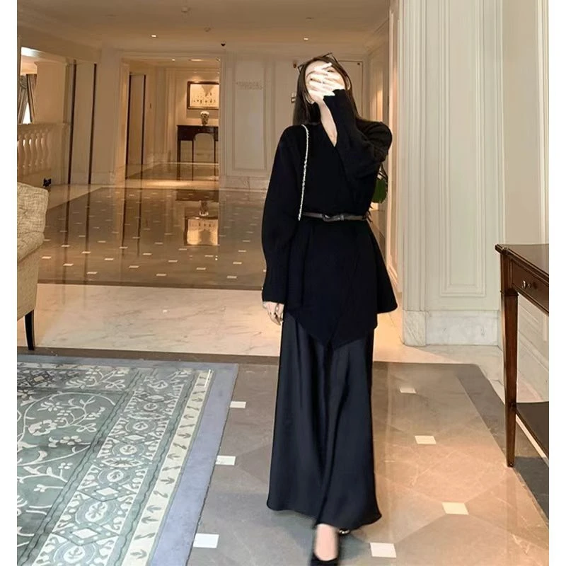 黑色显瘦网红优品大码赫本风女秋季法式针织毛衣外套胖洋气半身裙