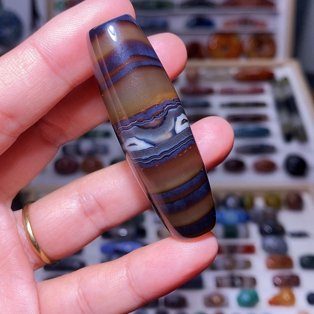 善***缘琥珀未镶嵌吊坠……