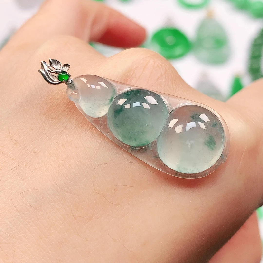 吊坠(不含链)18K金镶嵌翡翠