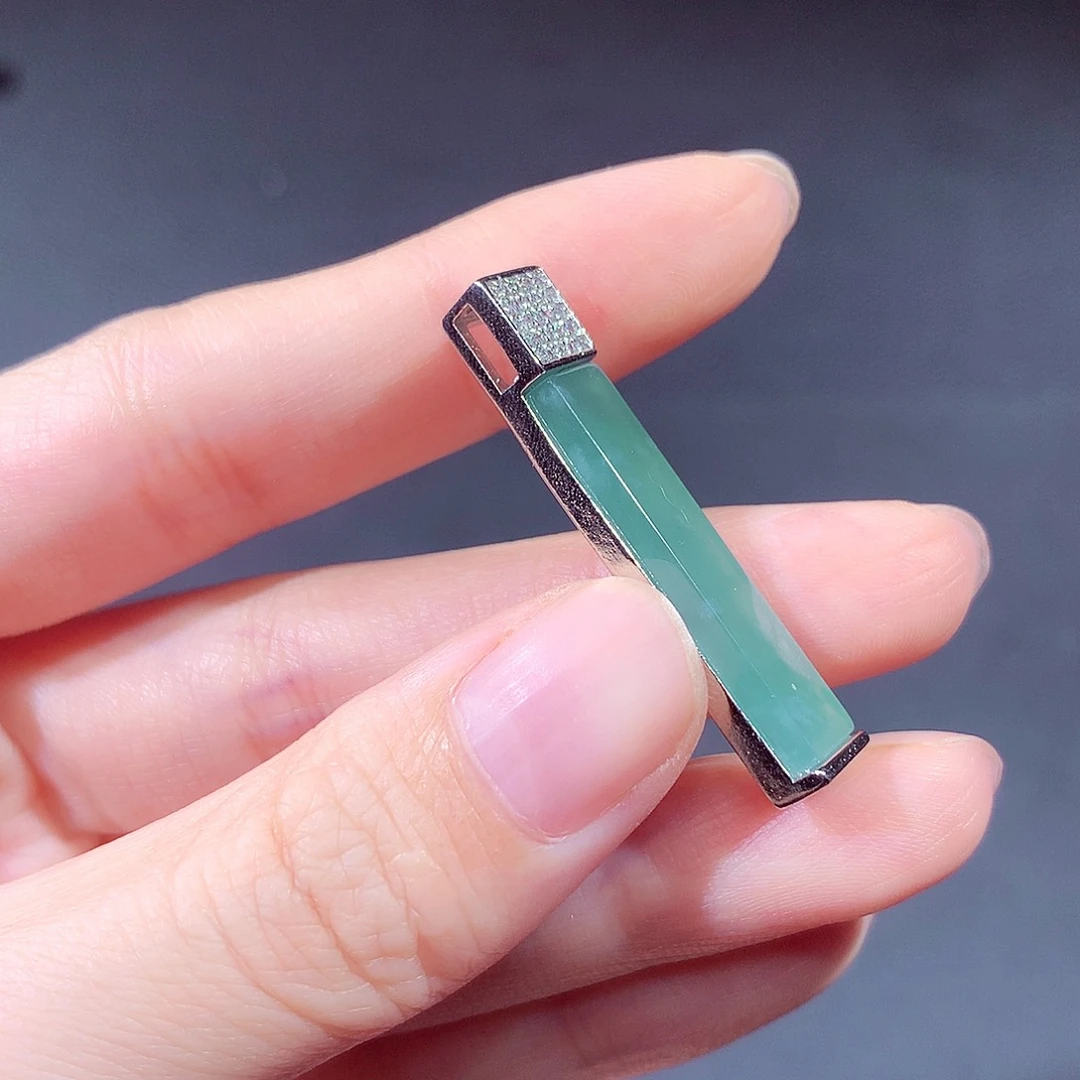 未镶嵌戒指翡翠翡翠