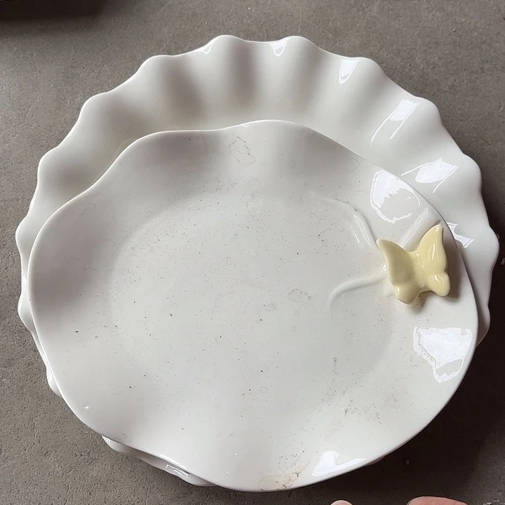 碟微瑕介意勿拍……2个