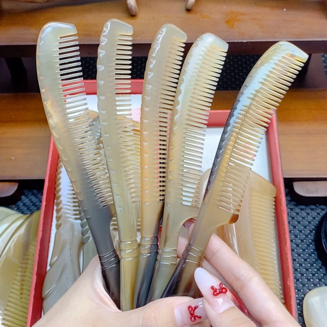 纯手工制作纯牛角梳子