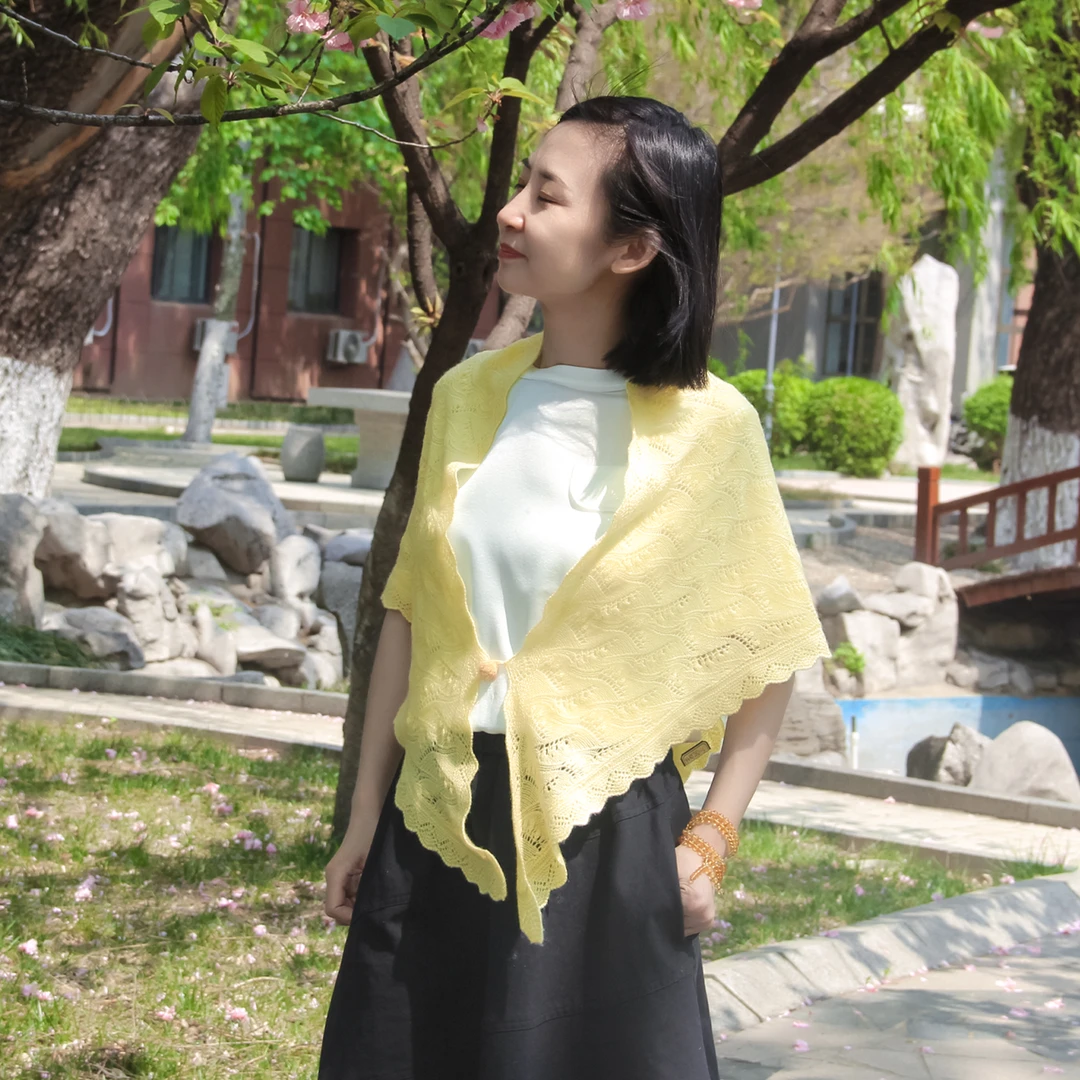 DILANYA/迪兰娅纯山羊绒保暖披肩秋冬季护肩颈外搭旅游显白拍照巾