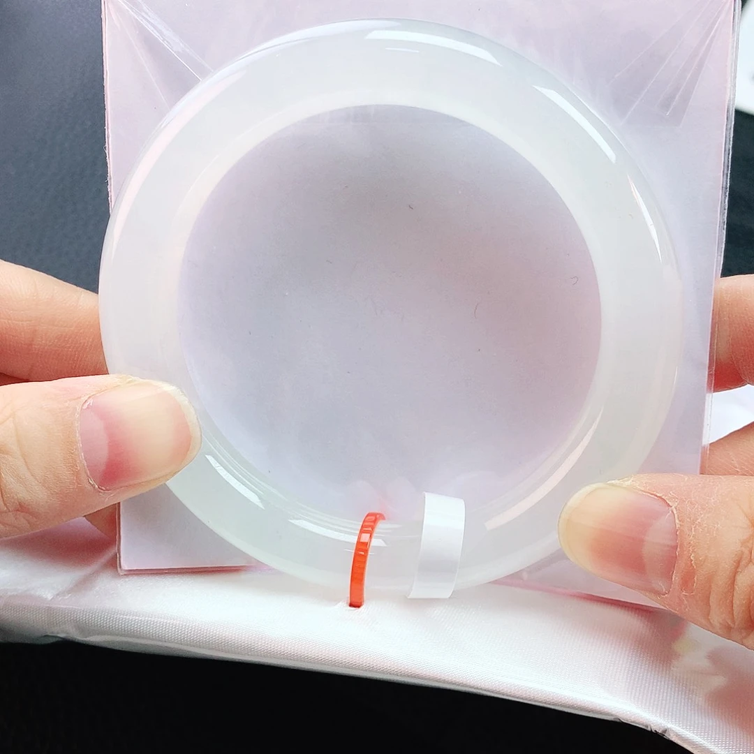 未镶嵌手镯（圆镯）翡翠55玻璃冰透起光