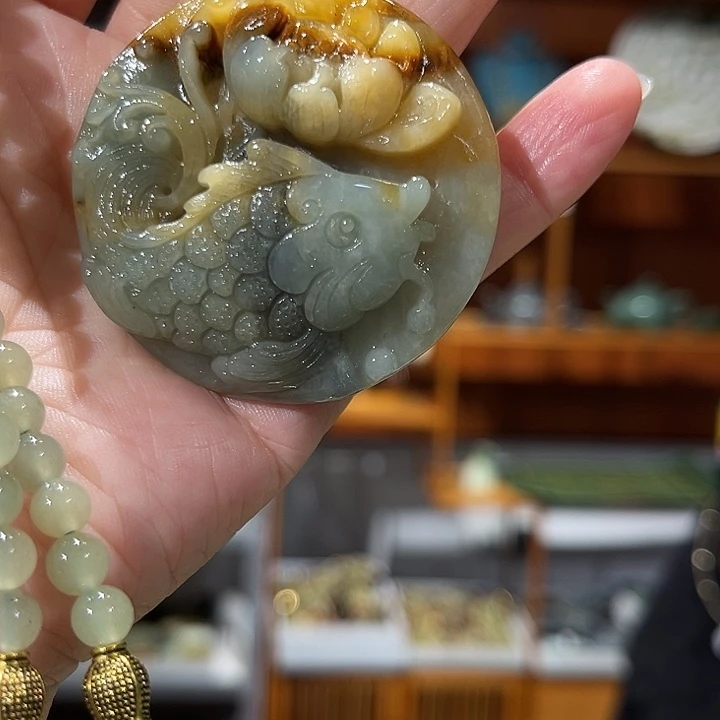 未镶嵌岫玉毛衣链