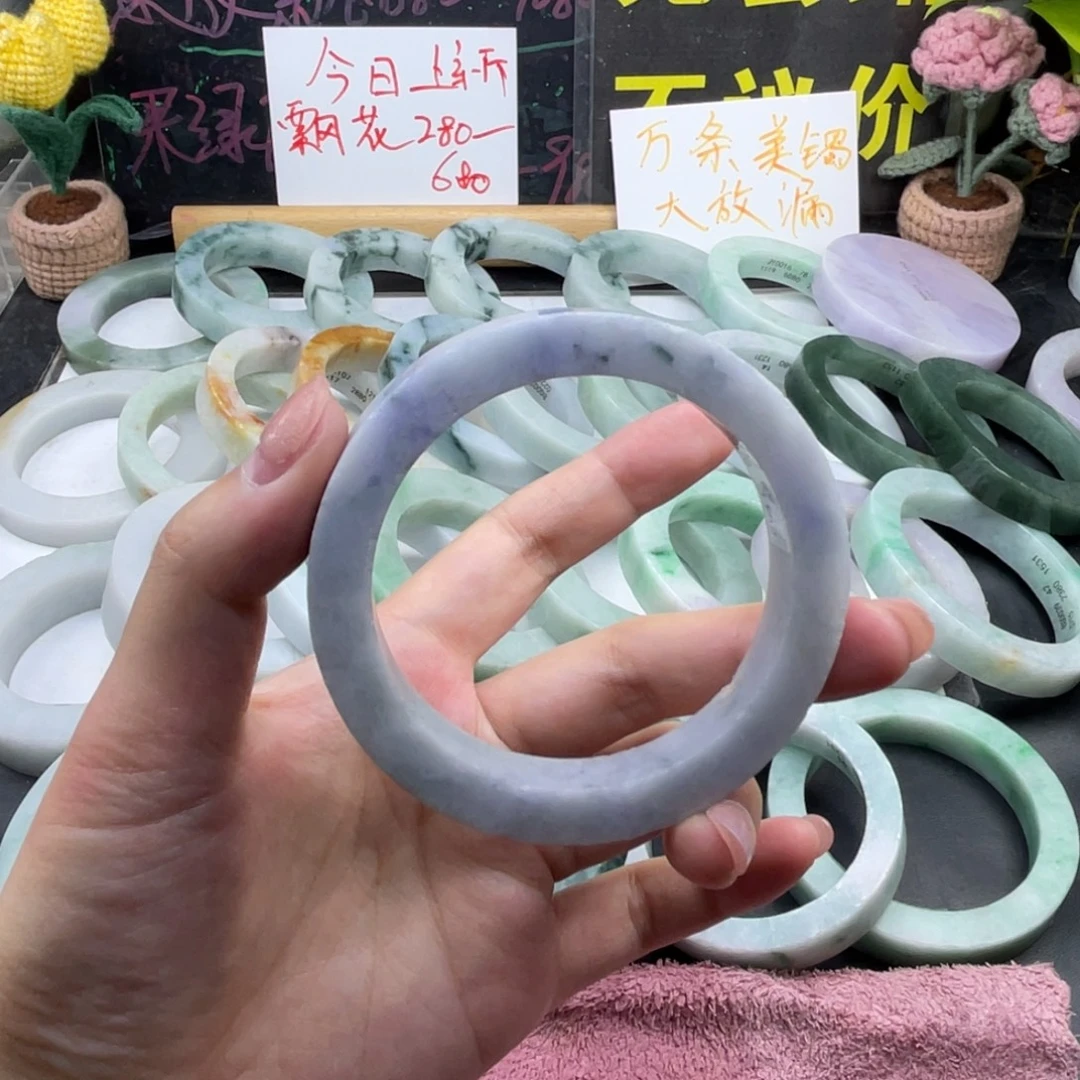 未镶嵌翡翠定制翡翠
