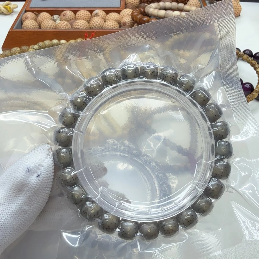 飞***菜星月菩提手串32梵天果冻月留白针尖星稀星9左右单圈一物一