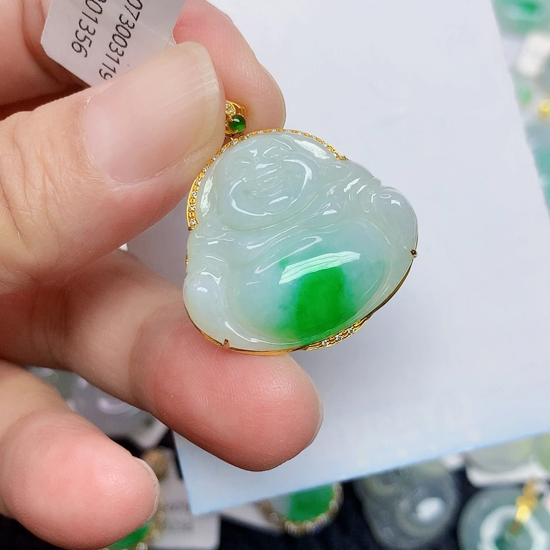 翡翠18K金镶嵌颈饰367897