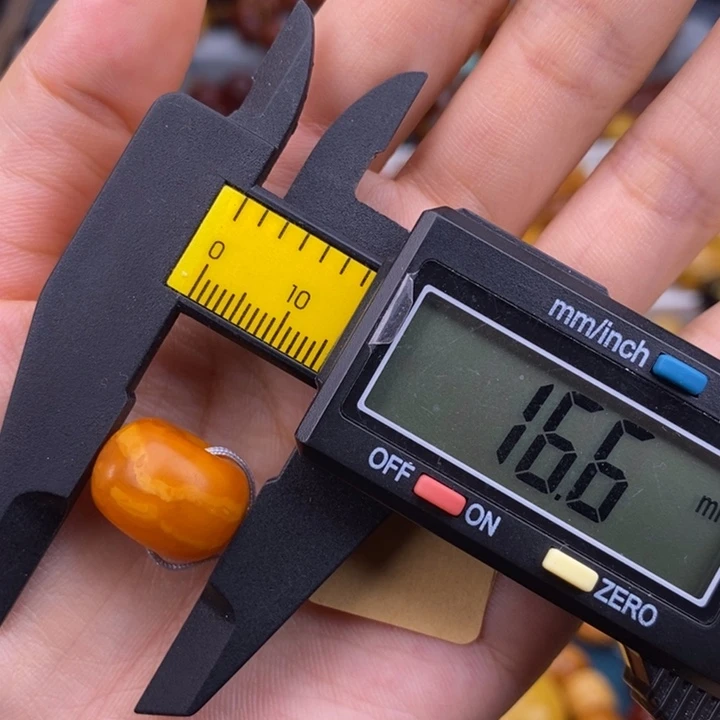 未镶嵌琥珀裸石蜜蜡M