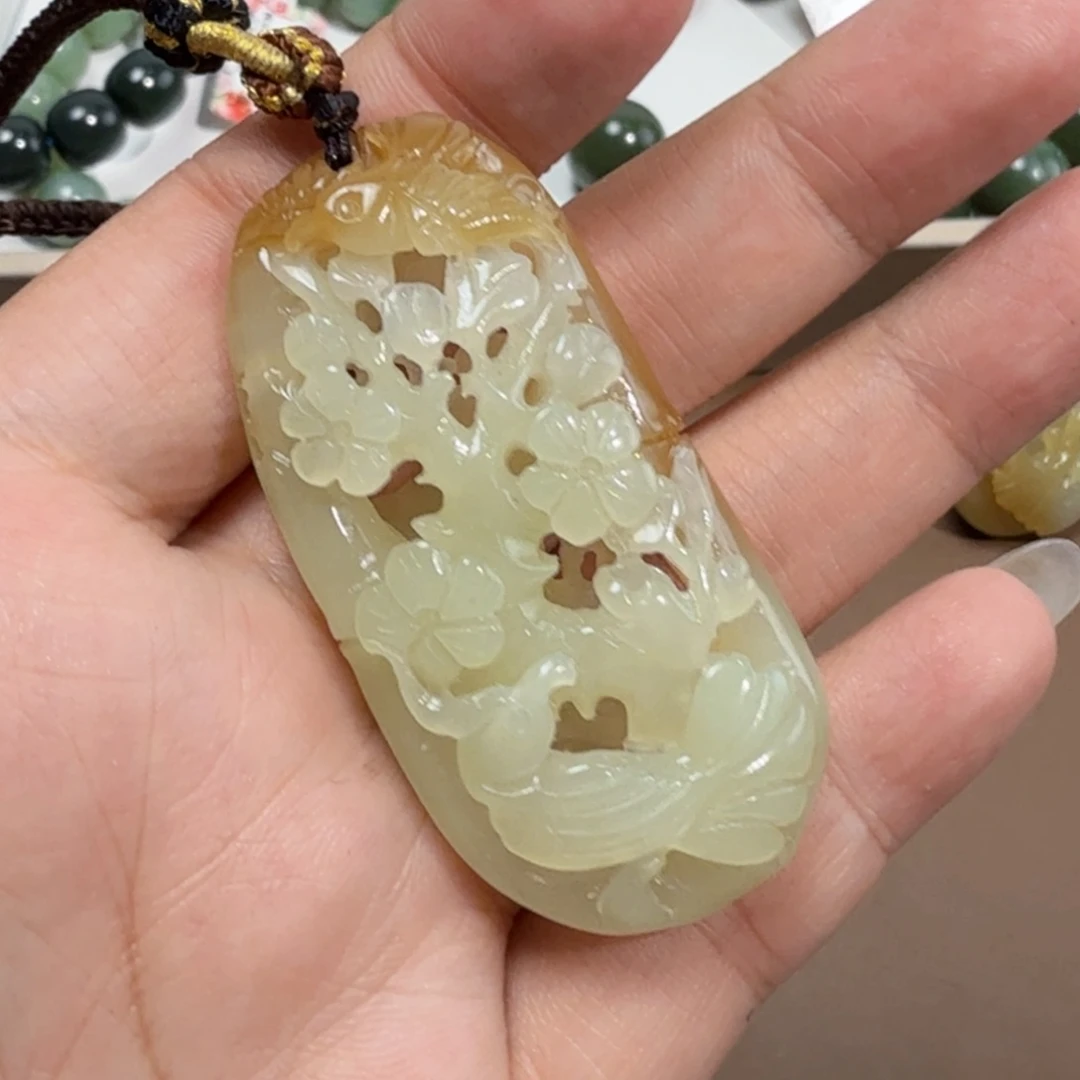 未镶嵌手链和田玉金山糖 56