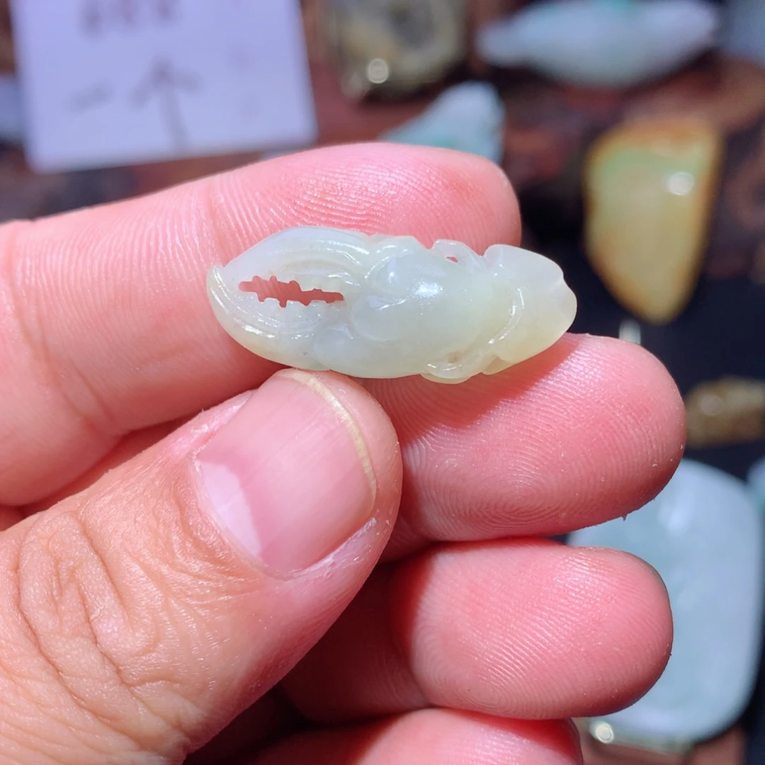 定制翡翠未镶嵌翡翠