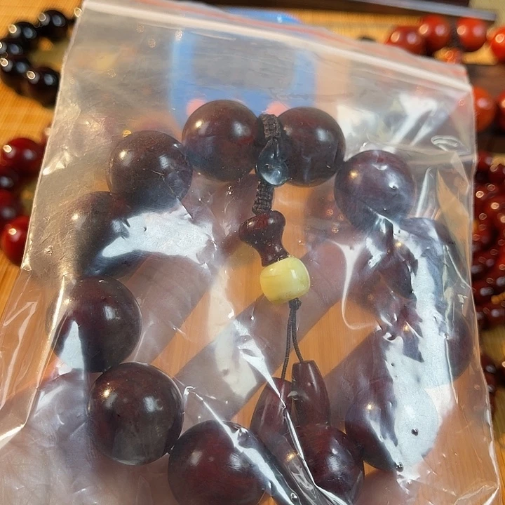 孞***～木小叶紫檀手工艺