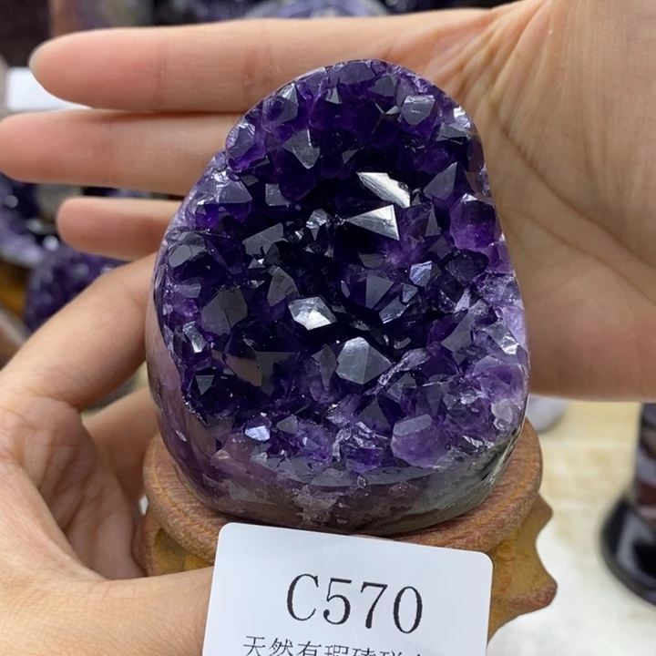 水晶大型摆件（非配饰）未镶嵌