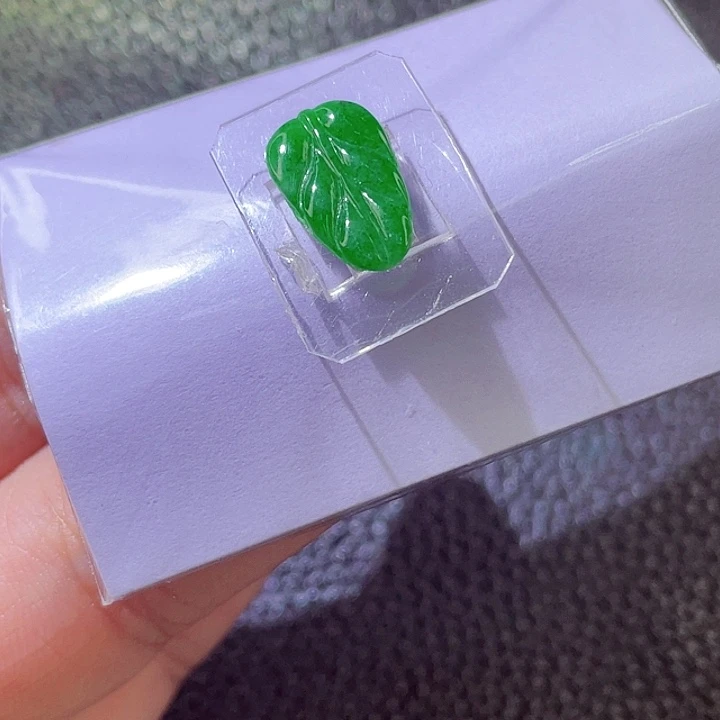 未镶嵌定制翡翠翡翠