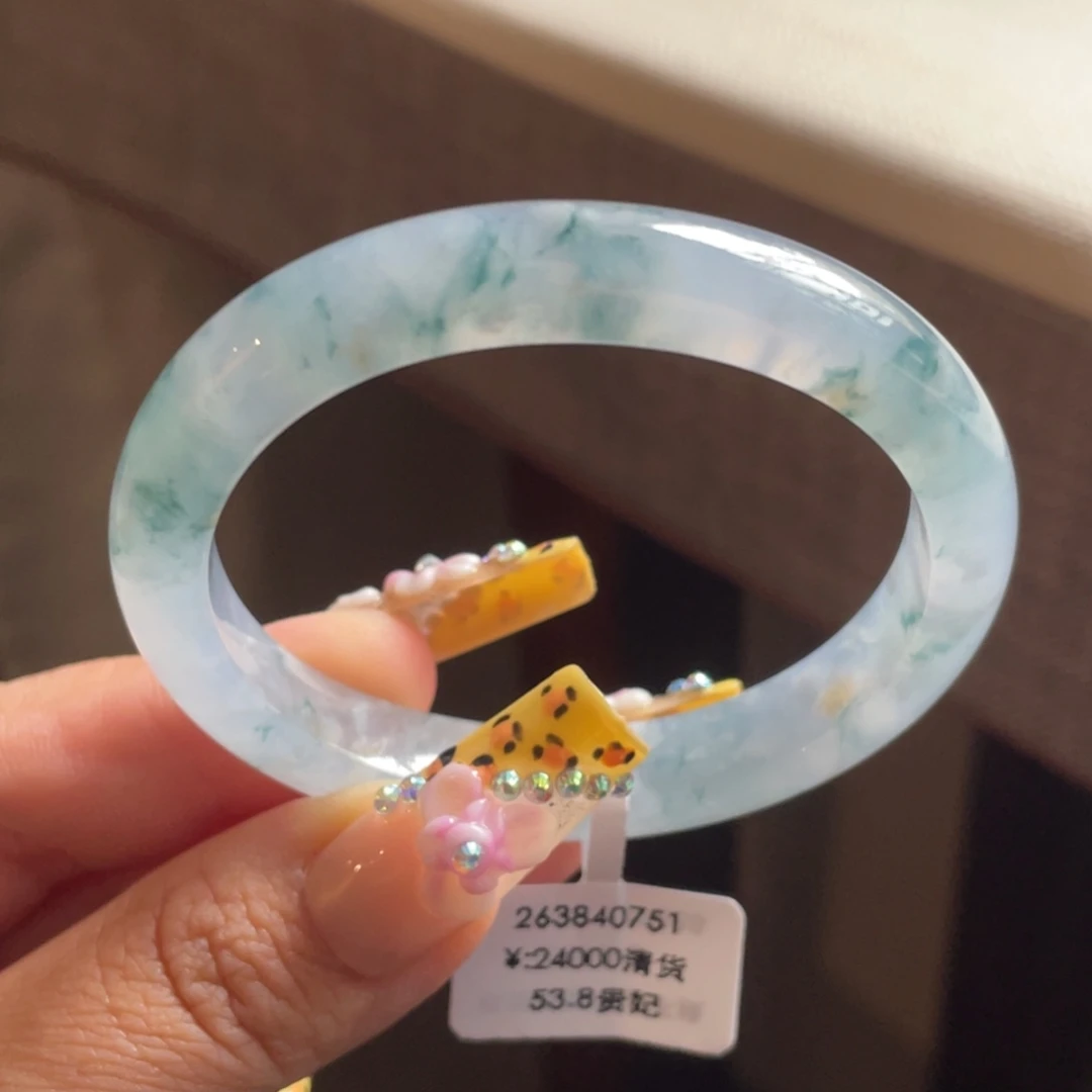 翡翠未镶嵌手镯回流）冰胶紫莫奈贵妃手镯