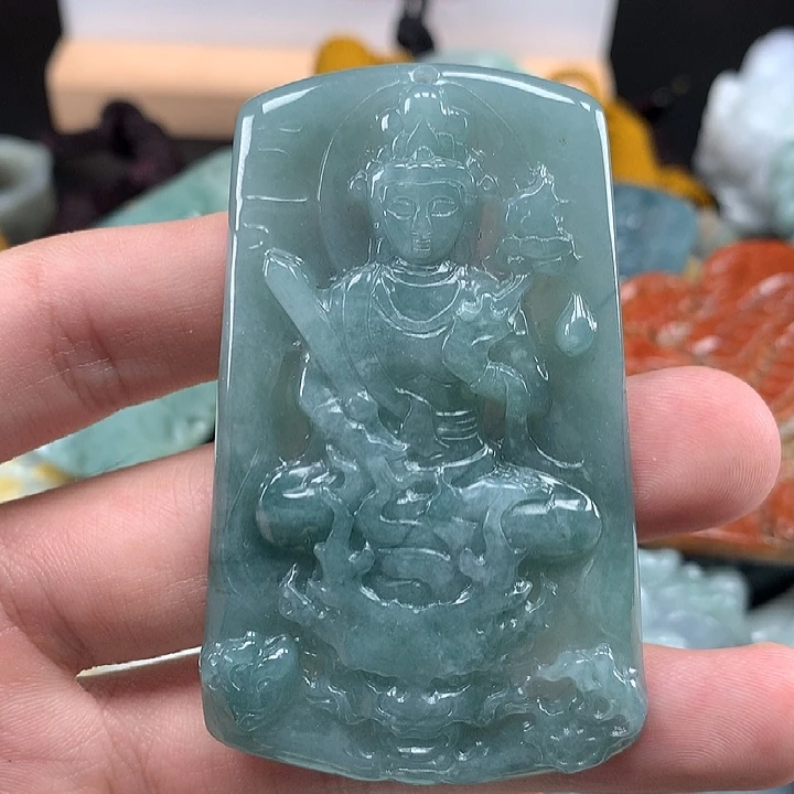 翡翠未镶嵌颈饰天然保真a货