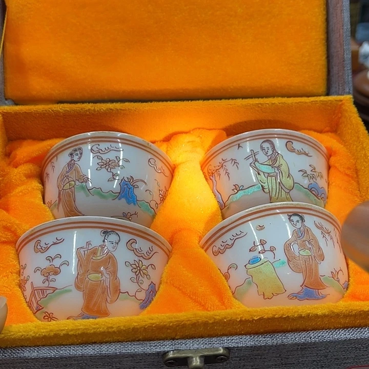 瓷器摆件工艺品有