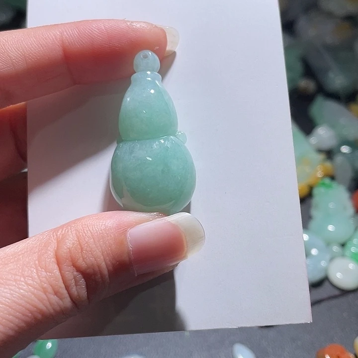 颈饰未镶嵌翡翠天