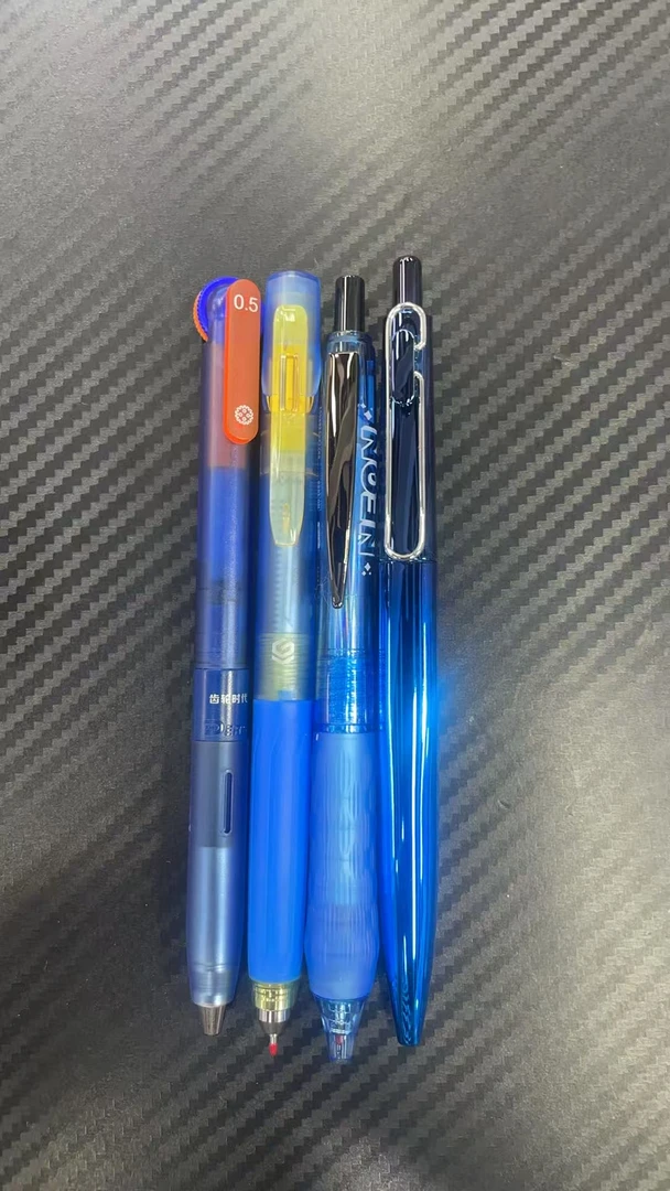 发蓝色赛博风，黑墨笔