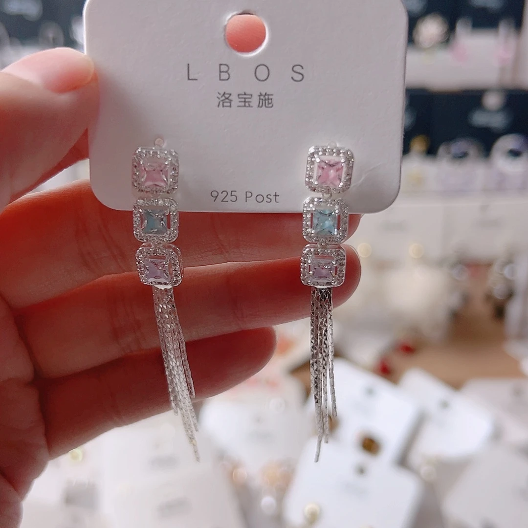 锆石纯铜合金耳环的