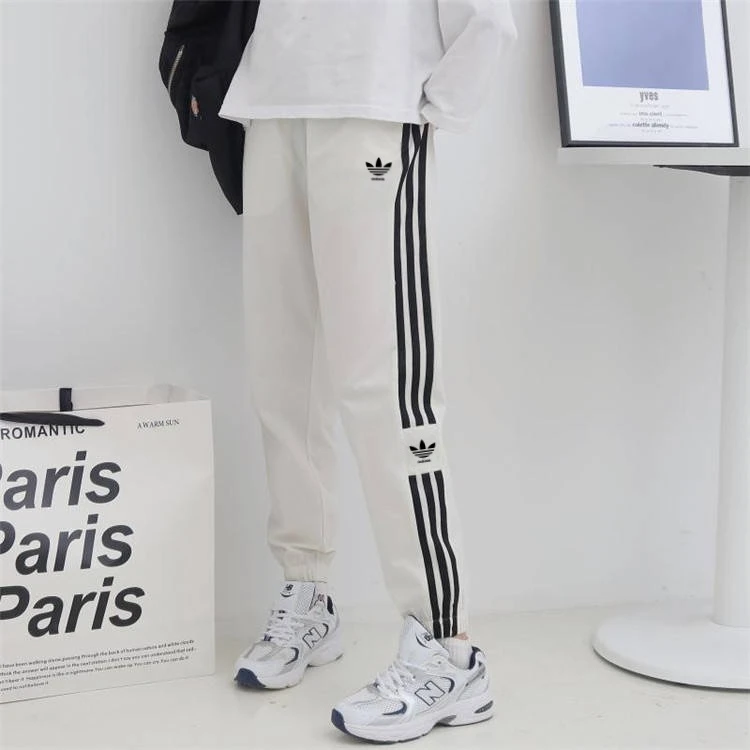 三叶草夏季新款刺绣运动裤学生男女情侣款冰丝休闲裤薄款时尚长裤