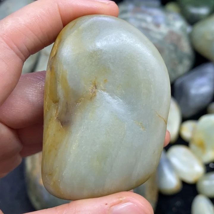 未镶嵌和田玉（糖玉）挂件