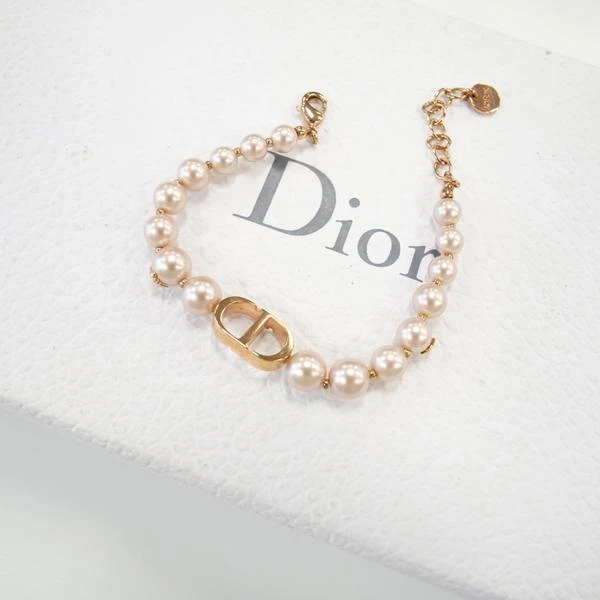 DIOR珍珠字母手链