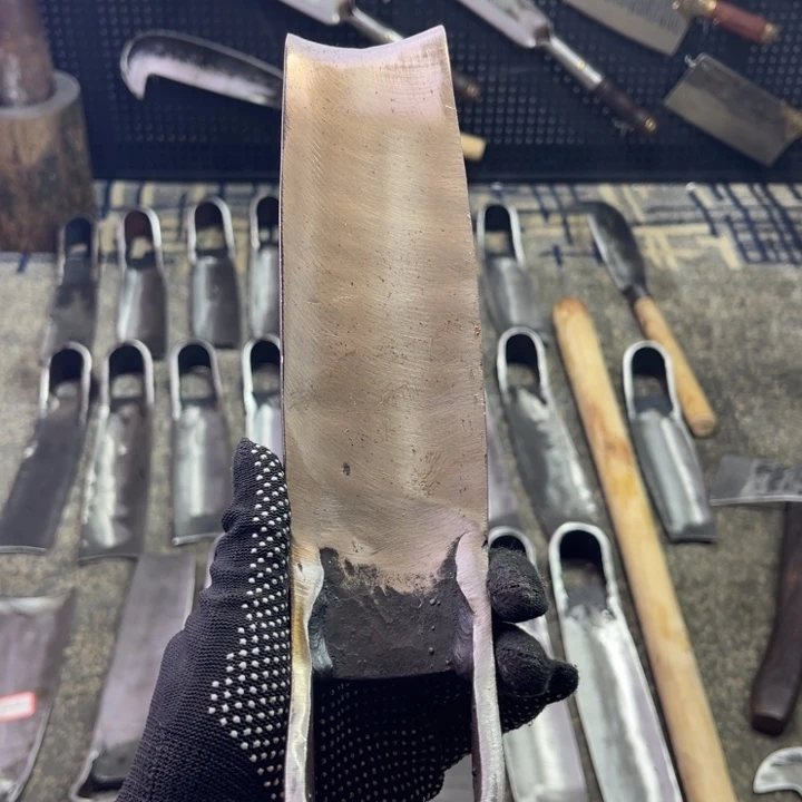 *****龙泉手工制作工艺锄头