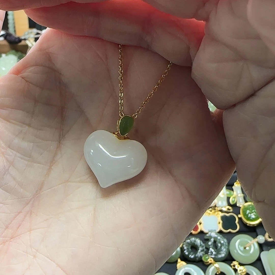 吊坠(赠链)银S925镶嵌和田玉