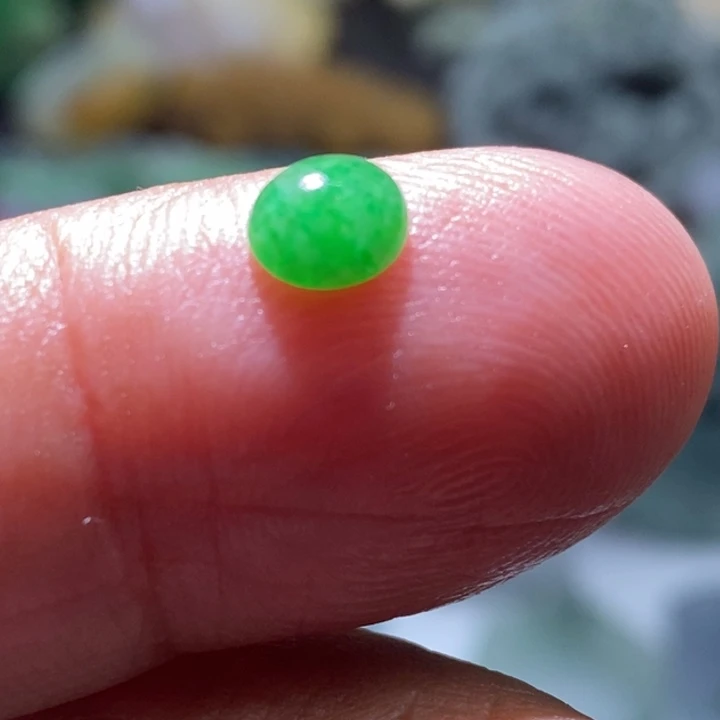 定制翡翠未镶嵌毛货