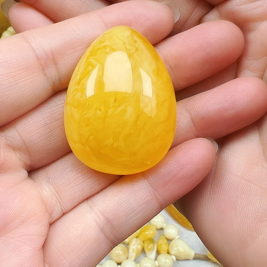 蜜蜡未镶嵌珠宝奇石王****)焦皮料水滴