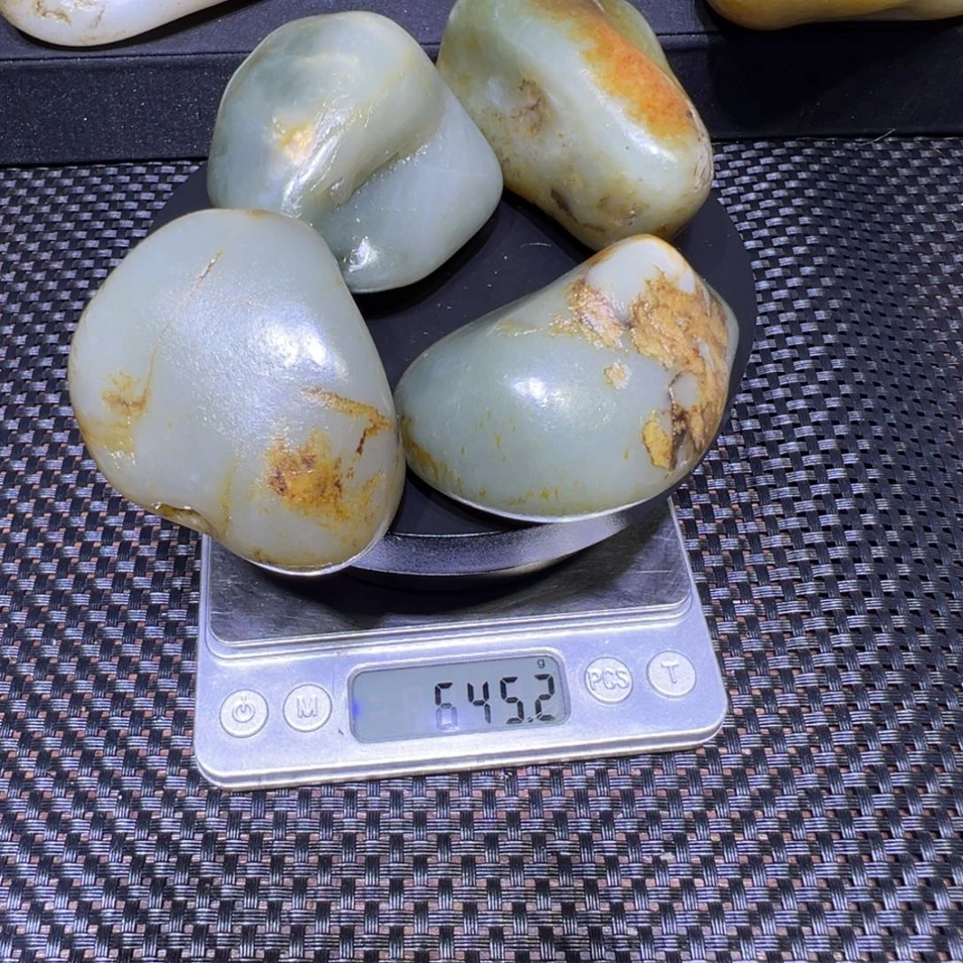 和田玉（子料）未镶嵌吊坠(不含链)645