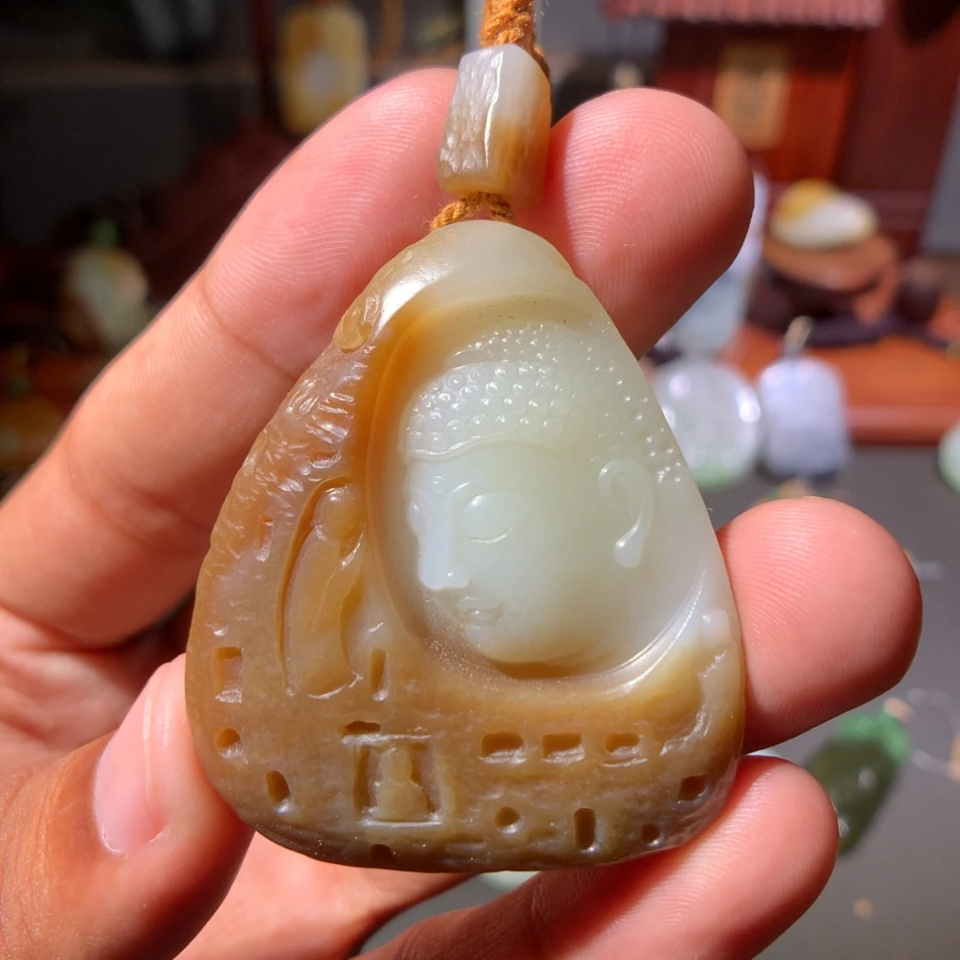 颈饰未镶嵌和田玉
