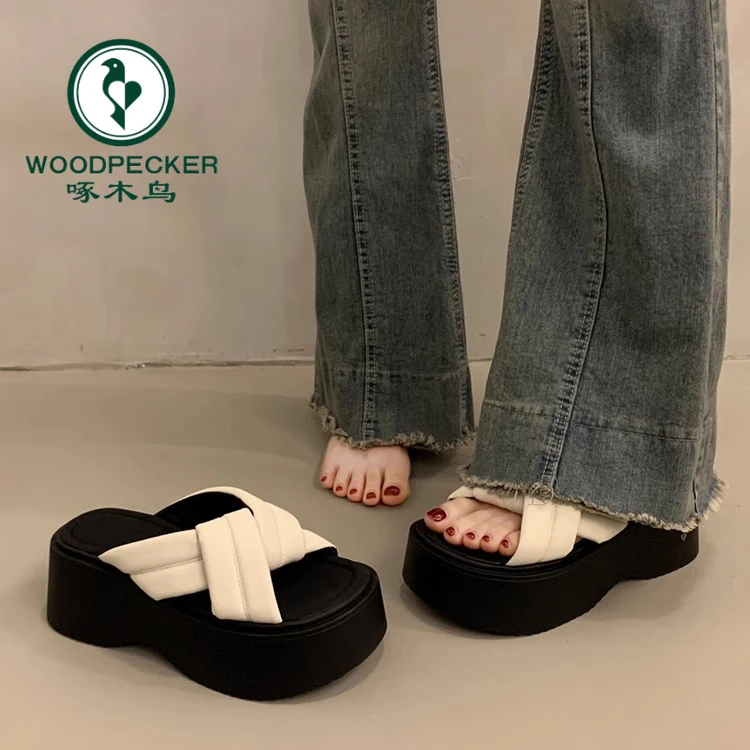 啄木鸟厚底增高凉拖鞋女夏穿新款配裙子外穿超火绝美交叉露趾拖鞋